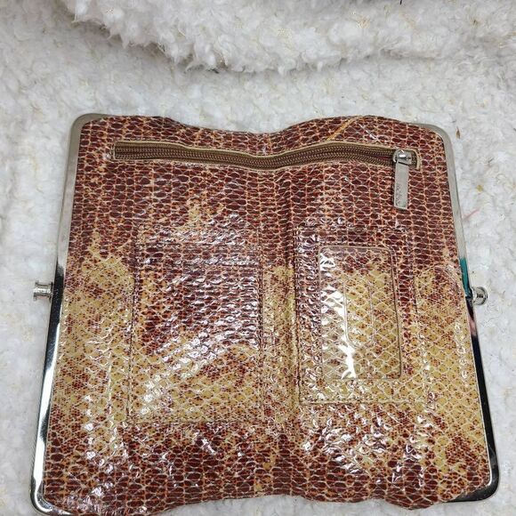 HOBO‎ Lauren Double Frame Desert Tie-dye Wallet - Picture 6 of 9